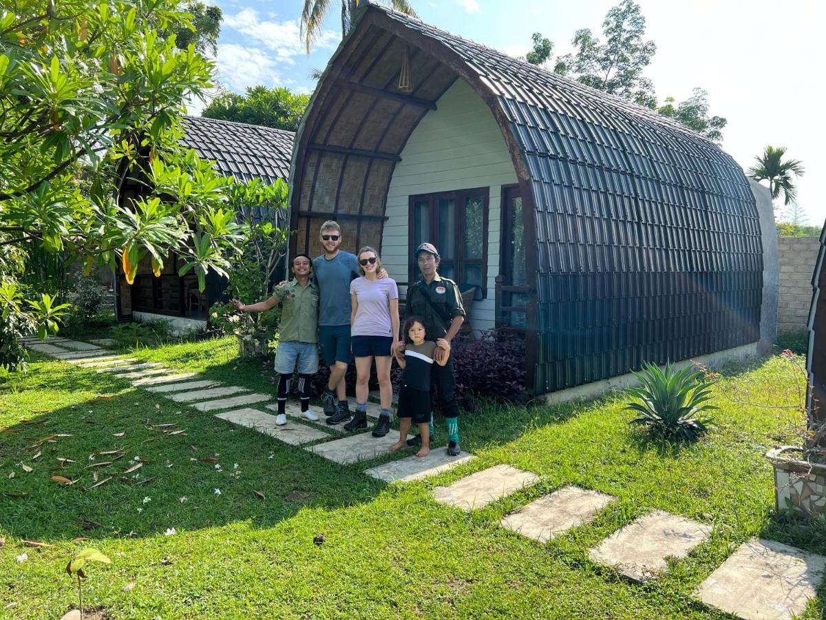Gino'S Place - Guest House & Jungle Trekking Букит Лаванг Екстериор снимка